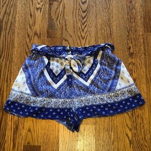 Aqua cotton paisley printed shorts! Part of a set